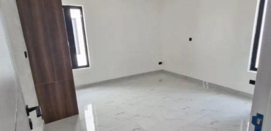 5 bed detached duplex ajah
