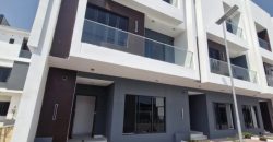 5 bed fully detach with pool and cinema