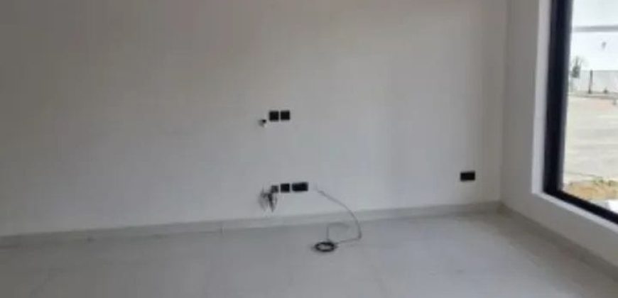 5 bed fully detach with pool and cinema
