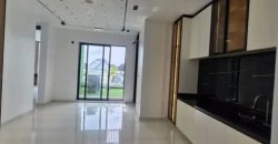 5 bedroom brand new luxury property