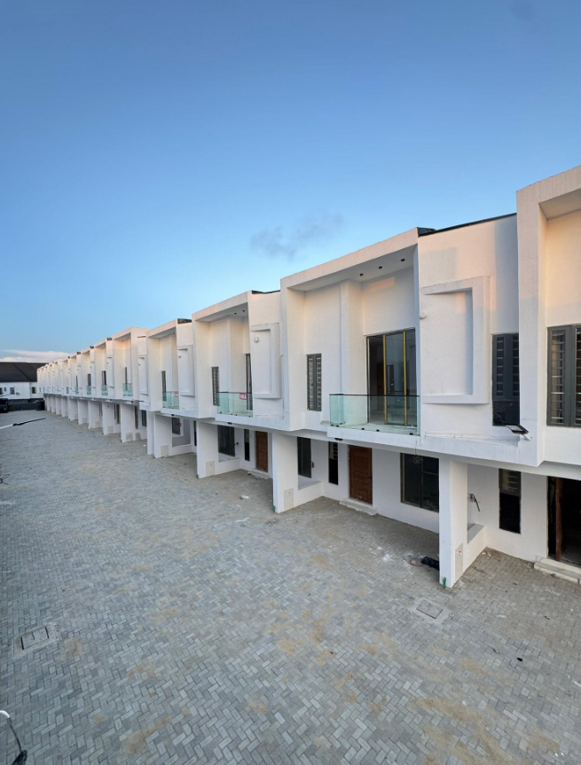 FULLY SERVICED 4 BEDROOM TERRACE  DUPLEX  FOR SALE‼️‼️